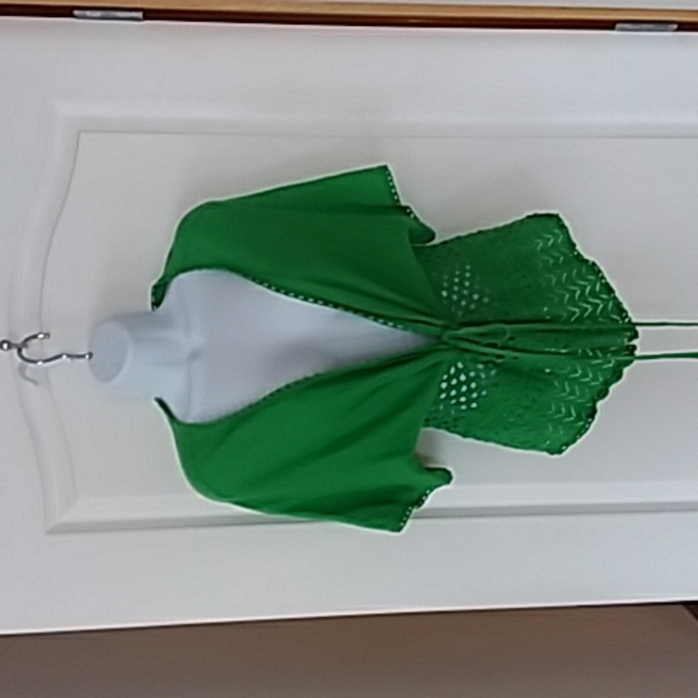 Buffalo knit shrug with tie